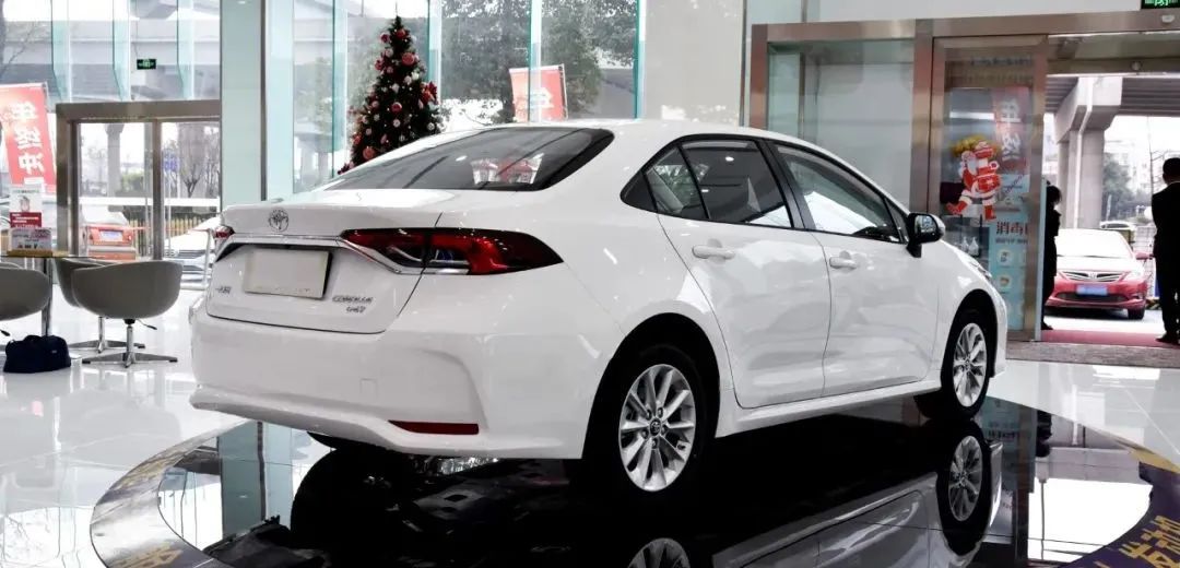 丰田卡罗拉哪款气囊多,丰田卡罗拉各种年限车型