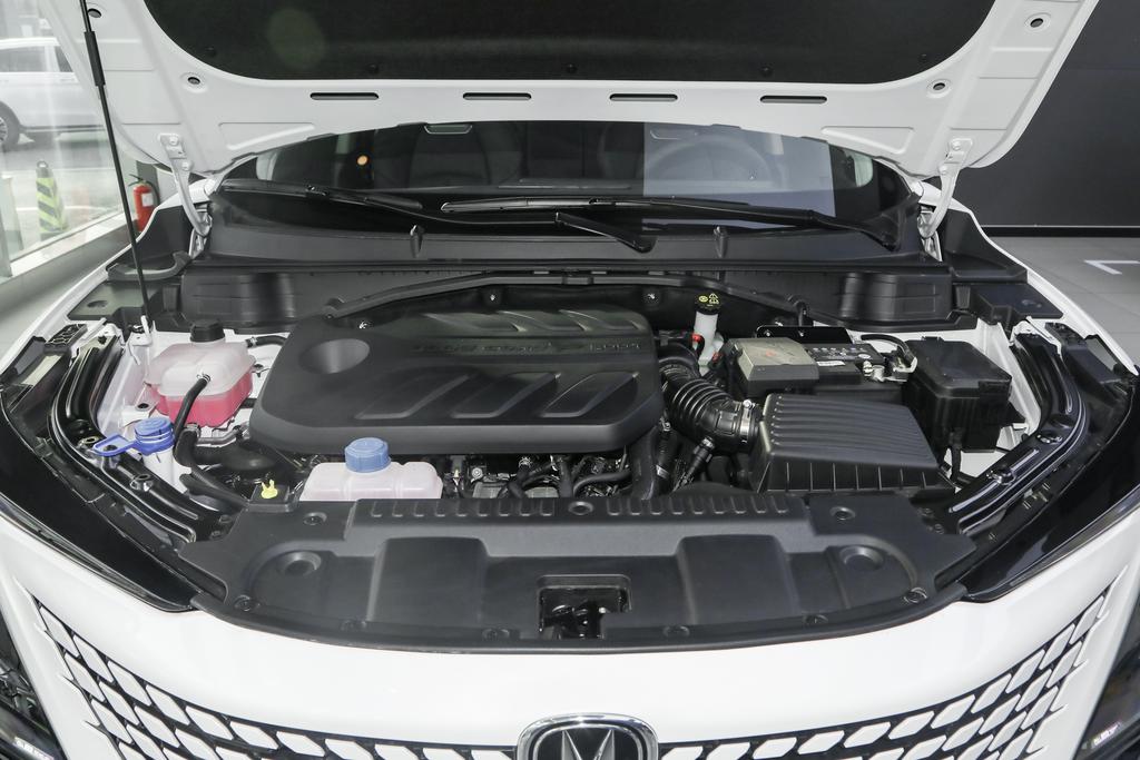 1.5T涡轮增压湿式双离合发动机,1.5t涡轮增压爱信变速箱的合资车