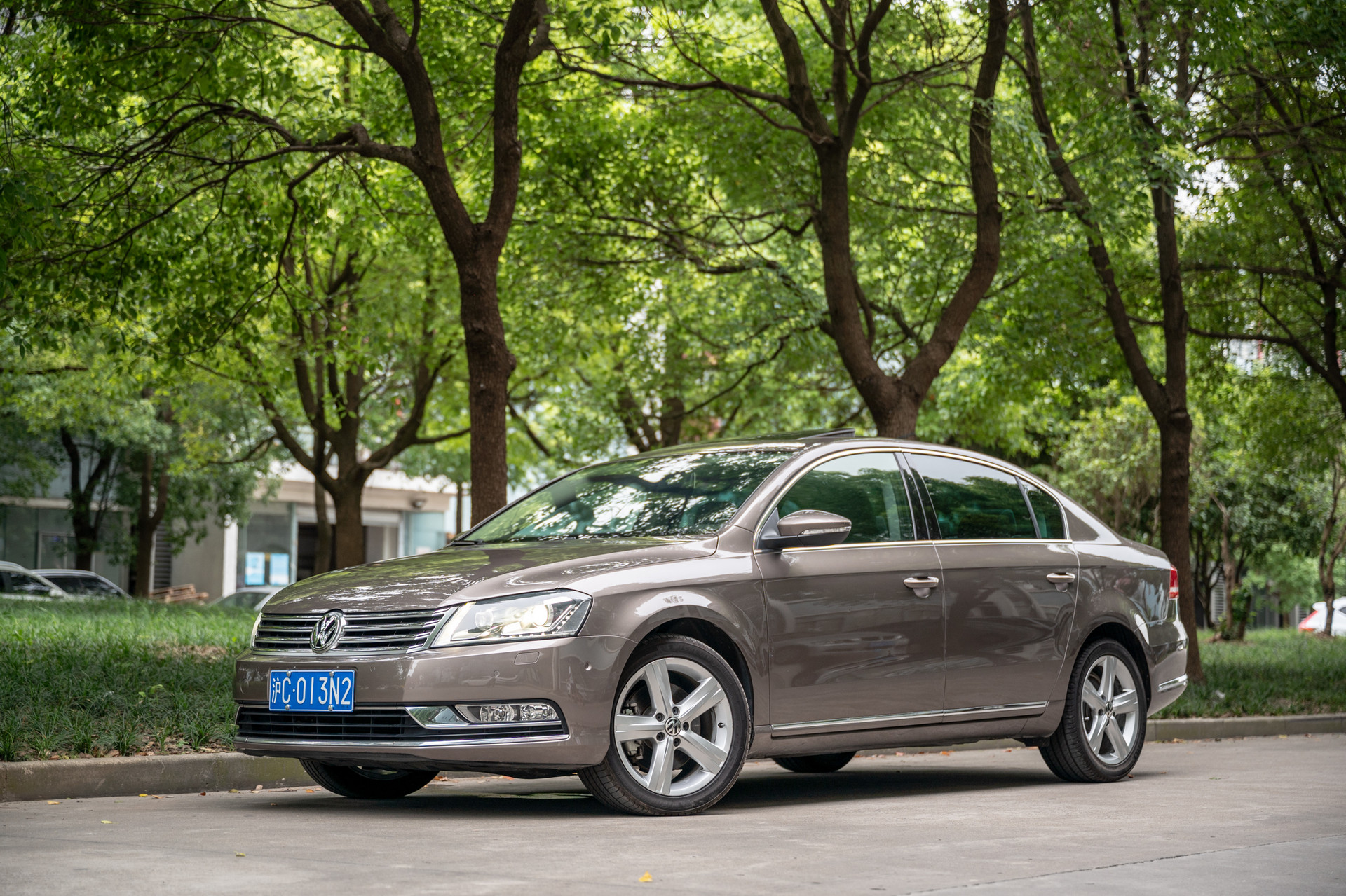 16款迈腾1.8t智享豪华版二手价格,全网最低二手20款迈腾豪华型