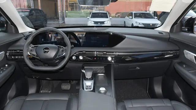 十几万买东风风神皓极，养车每年约2万元，贵吗？