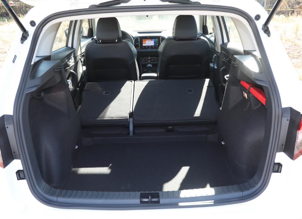 20万左右操控性能最好的燃油mpv,皮实耐造经济实用可以走烂路的mpv