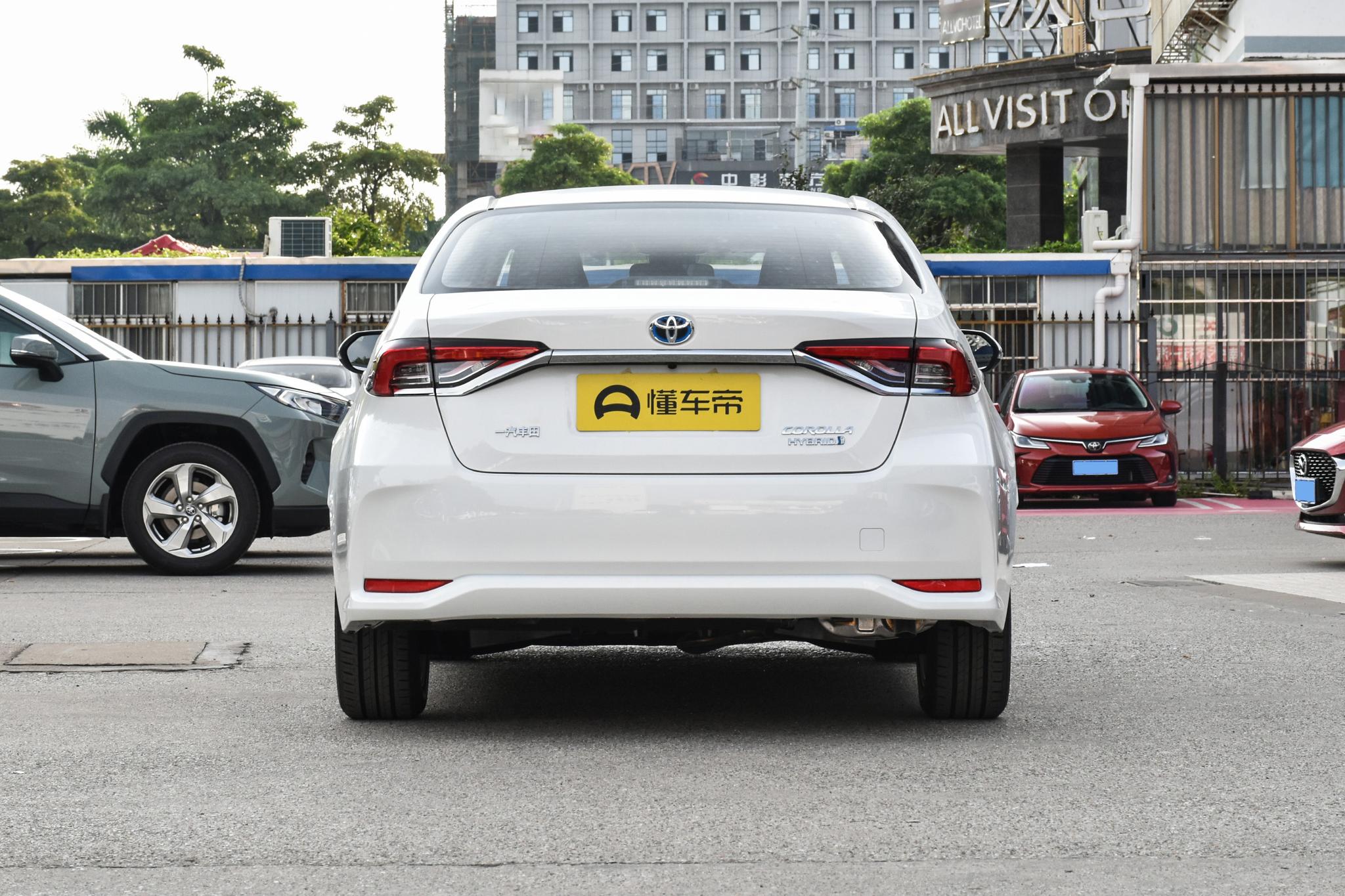 丰田卡罗拉1.8双擎动力够吗,丰田卡罗拉1.8双擎混动烧油多吗