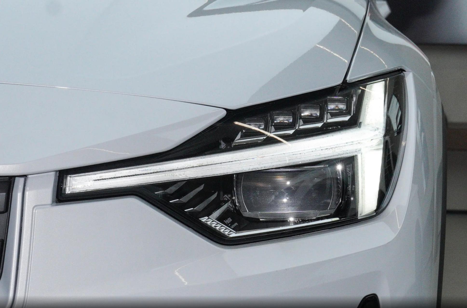 雷神之锤大灯+马牌轮胎,零百加速7.4秒,带你看极星Polestar2