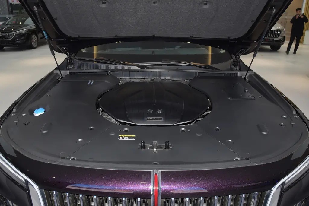 30万红旗h9和50万红旗h9的区别,花30来万买一款红旗h9值得吗