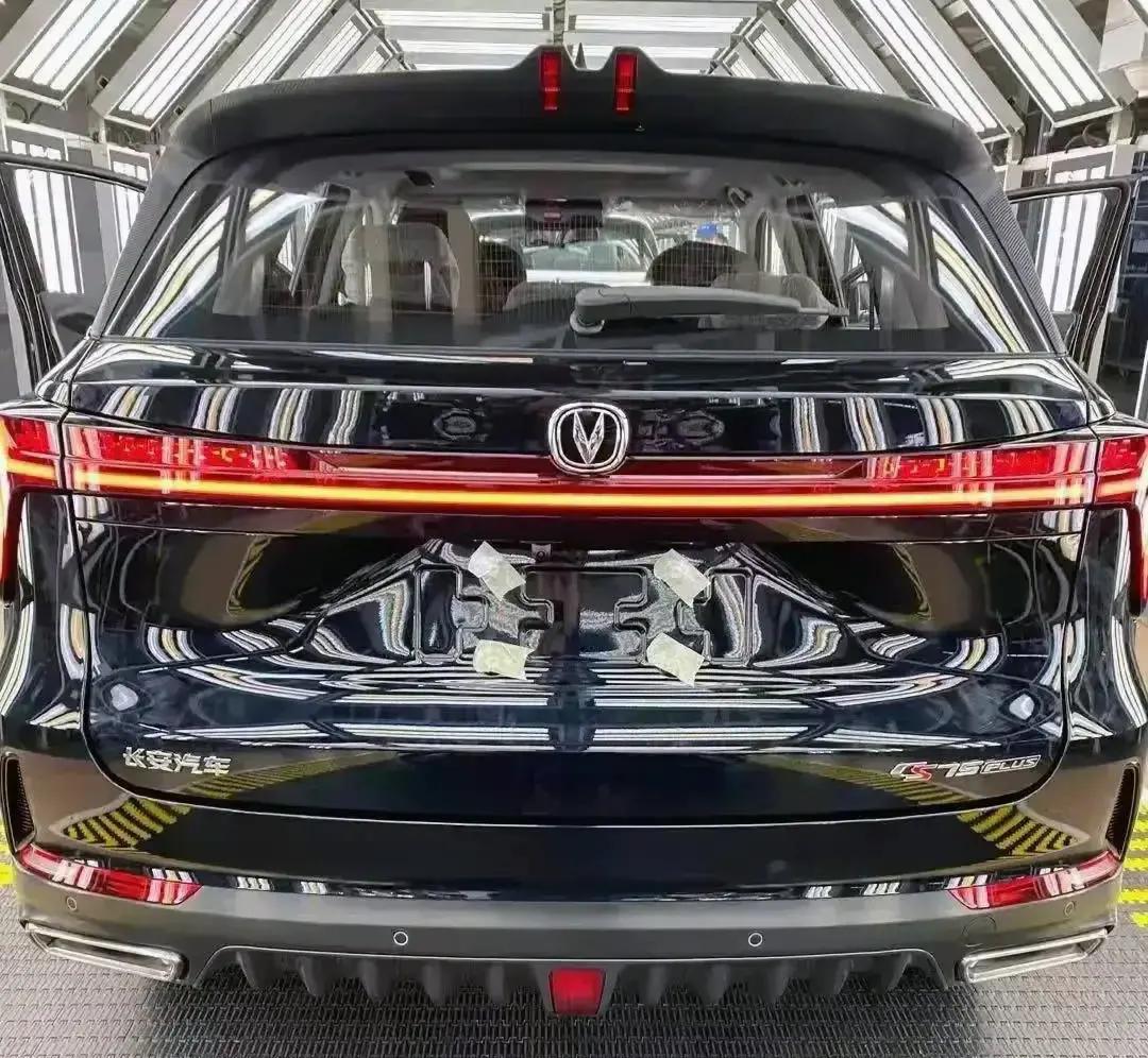 长安锐程plus17寸轮毂多少钱,长安锐程plus顶配版驾驶体验