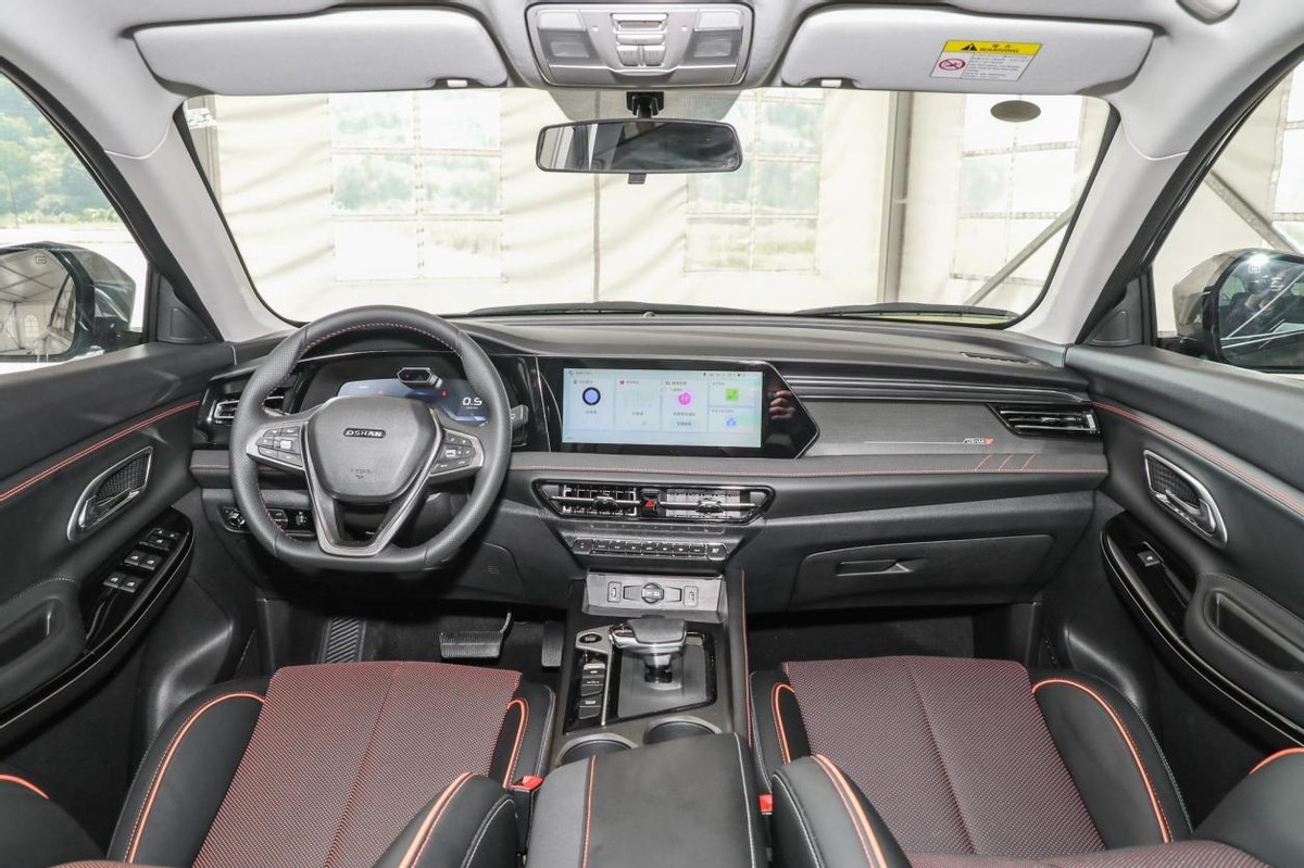 欧尚x7plus七座可选吗,欧尚x7plus值得年轻人买吗