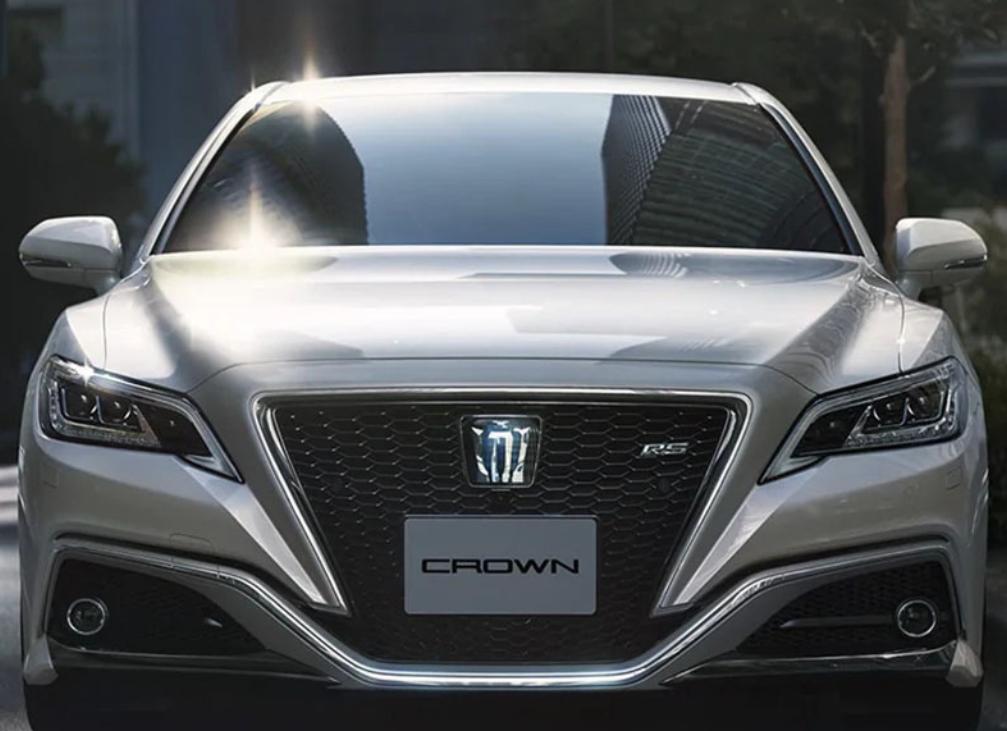 全新皇冠对比全新雷克萨斯es,新皇冠还能买到吗