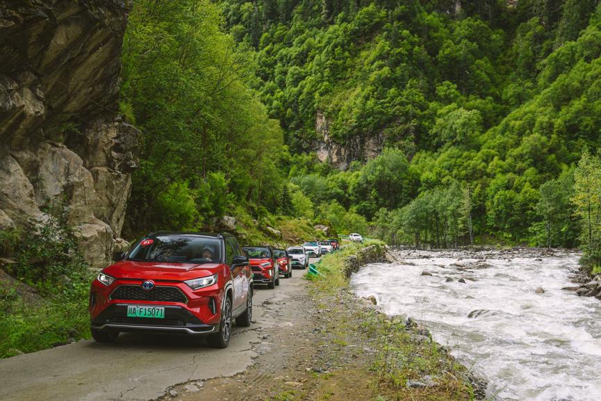 荣放双擎e遇见另一种生活方式,荣放双擎e+出游