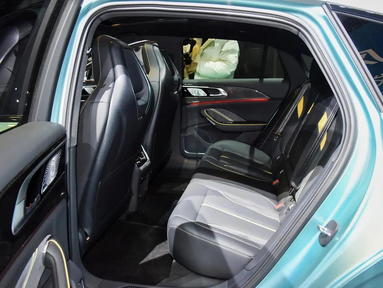 超5米车长配2.0t+8at,2.0t+8at的动力组合的国产车