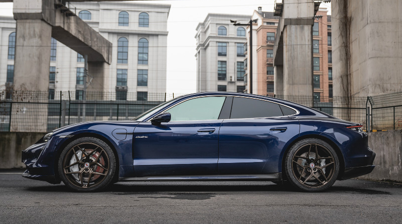 保时捷新能源TAYCAN改米卡国产锻造HRE款轮毂