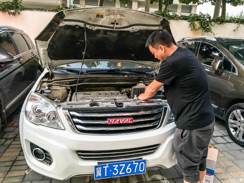 哈弗h6电池没电陡坡缓降故障,长城h6老2011款钥匙怎么换电池