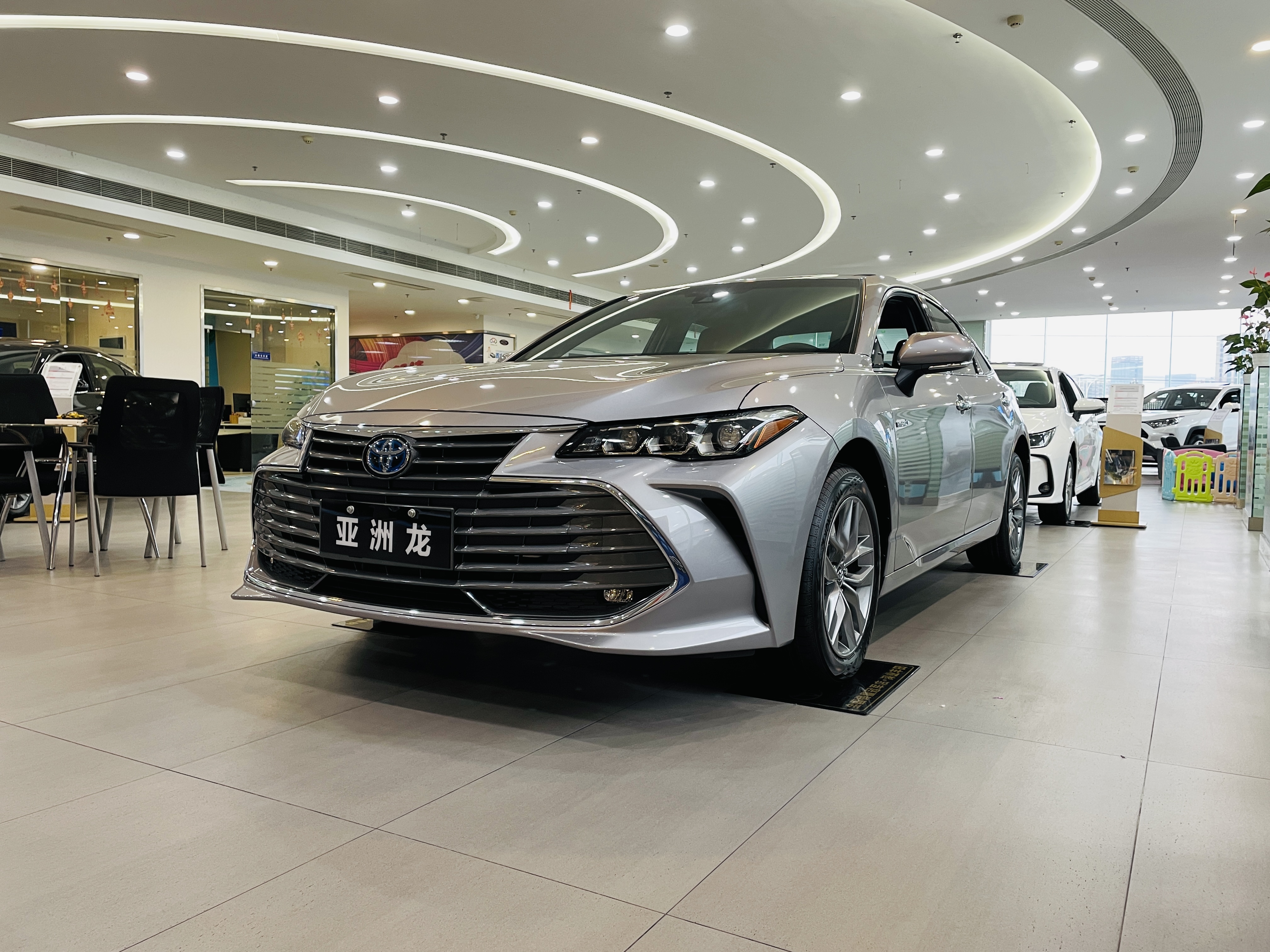 丰田亚洲狮深度体验,沉浸式体验丰田亚洲龙2023款