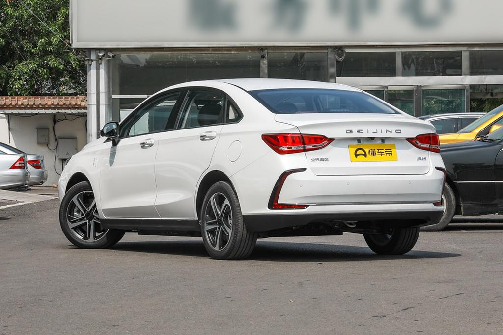 落实双碳目标北京汽车换电模式助力出租行业实现十四五目标