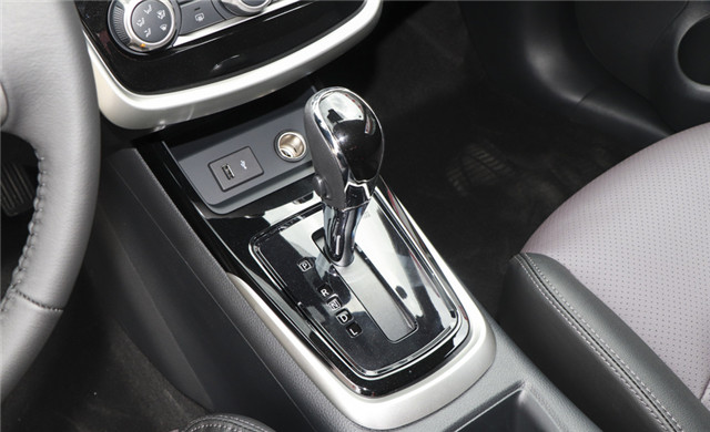 代步车怎么选就选日产骐达,体验日产骐达