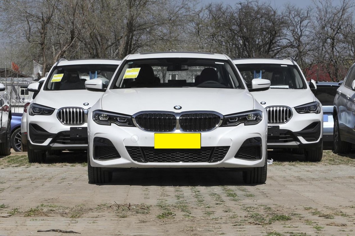 2020款宝马3系标轴长轴空间对比,豪华的内饰2020款宝马3系深度测评