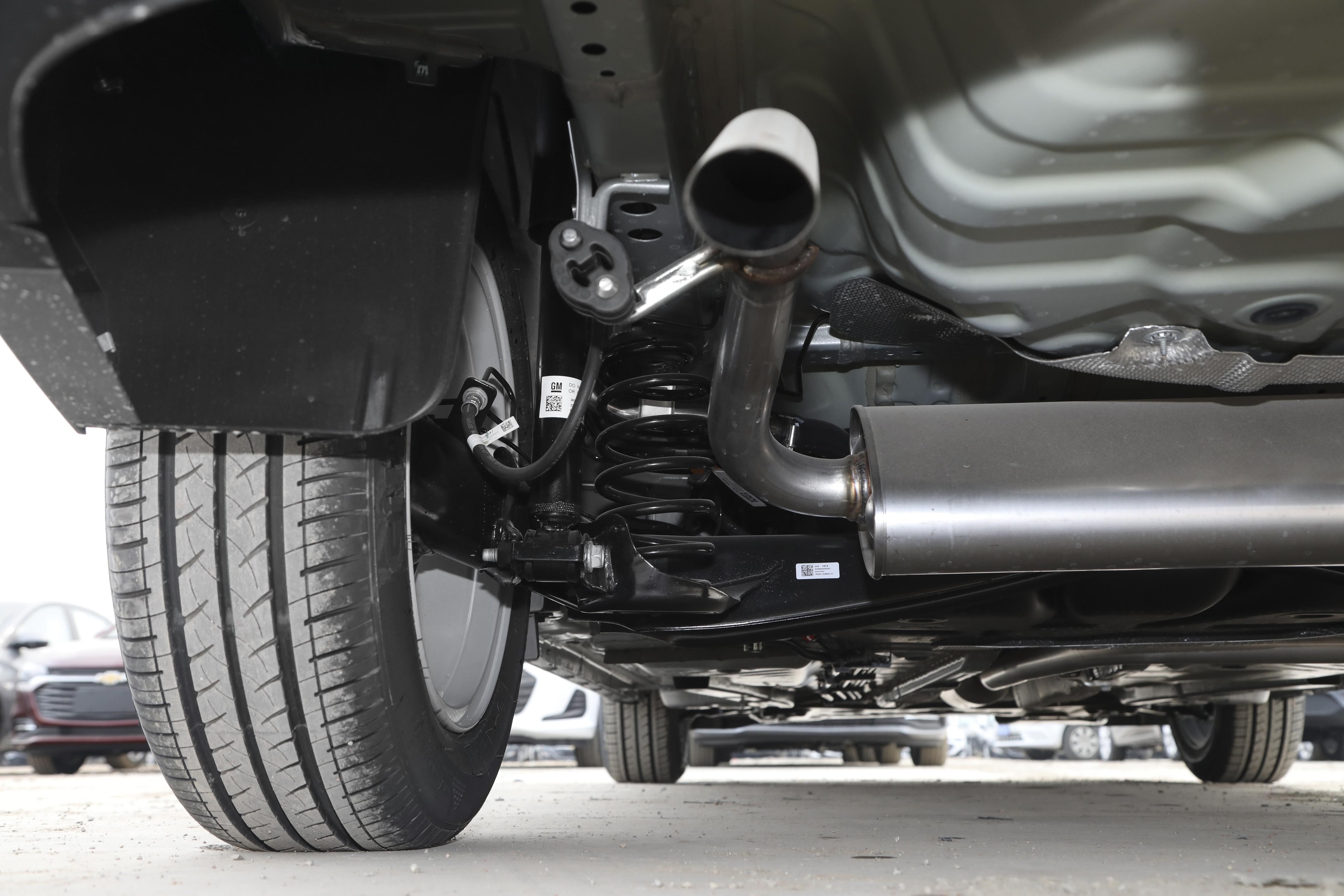 雪佛兰科沃兹前驱还是后驱,雪佛兰科沃兹自动挡落地价