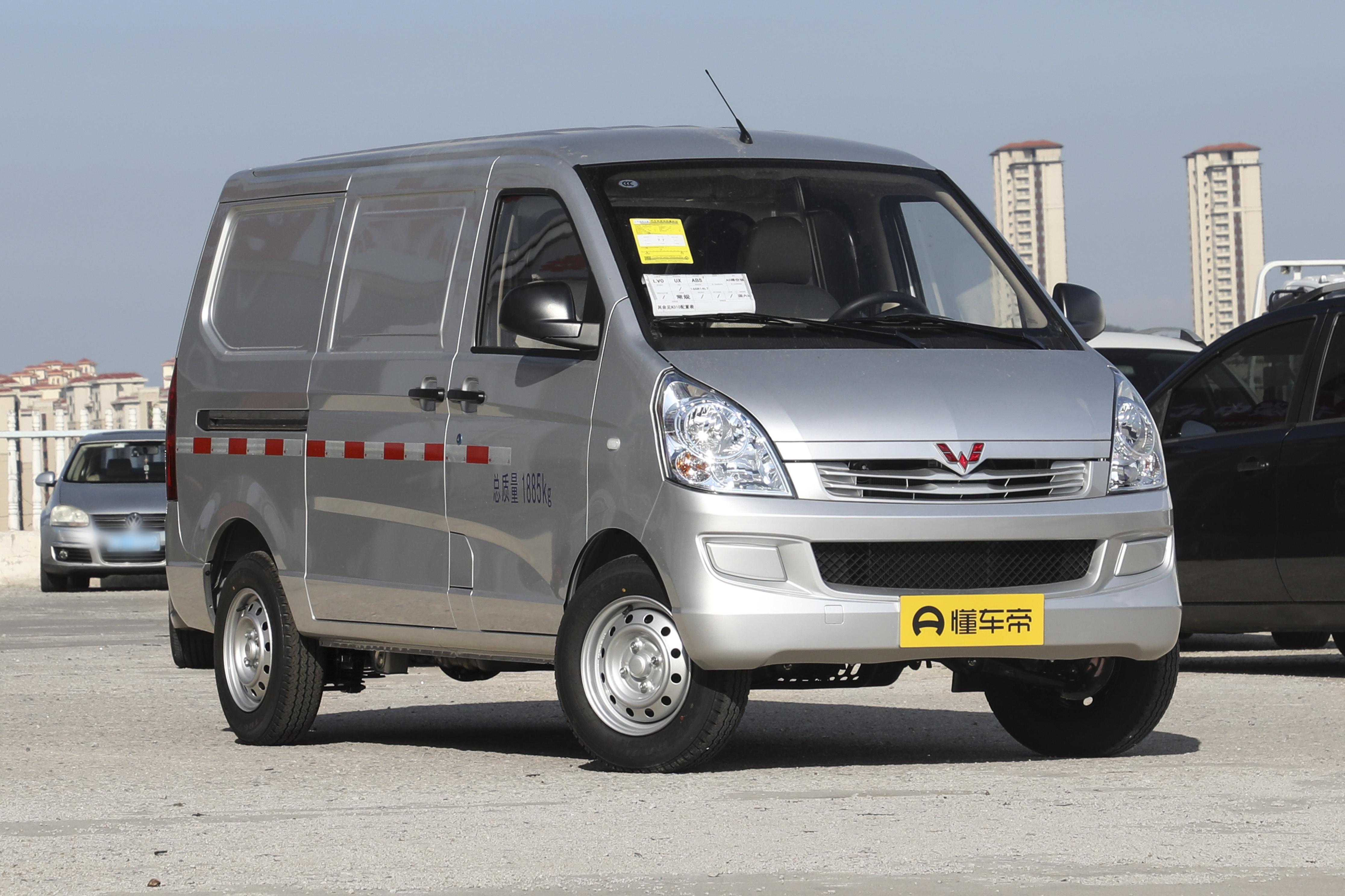 轿车销量排行五菱mini,微型车市场销冠五菱宏光miniev