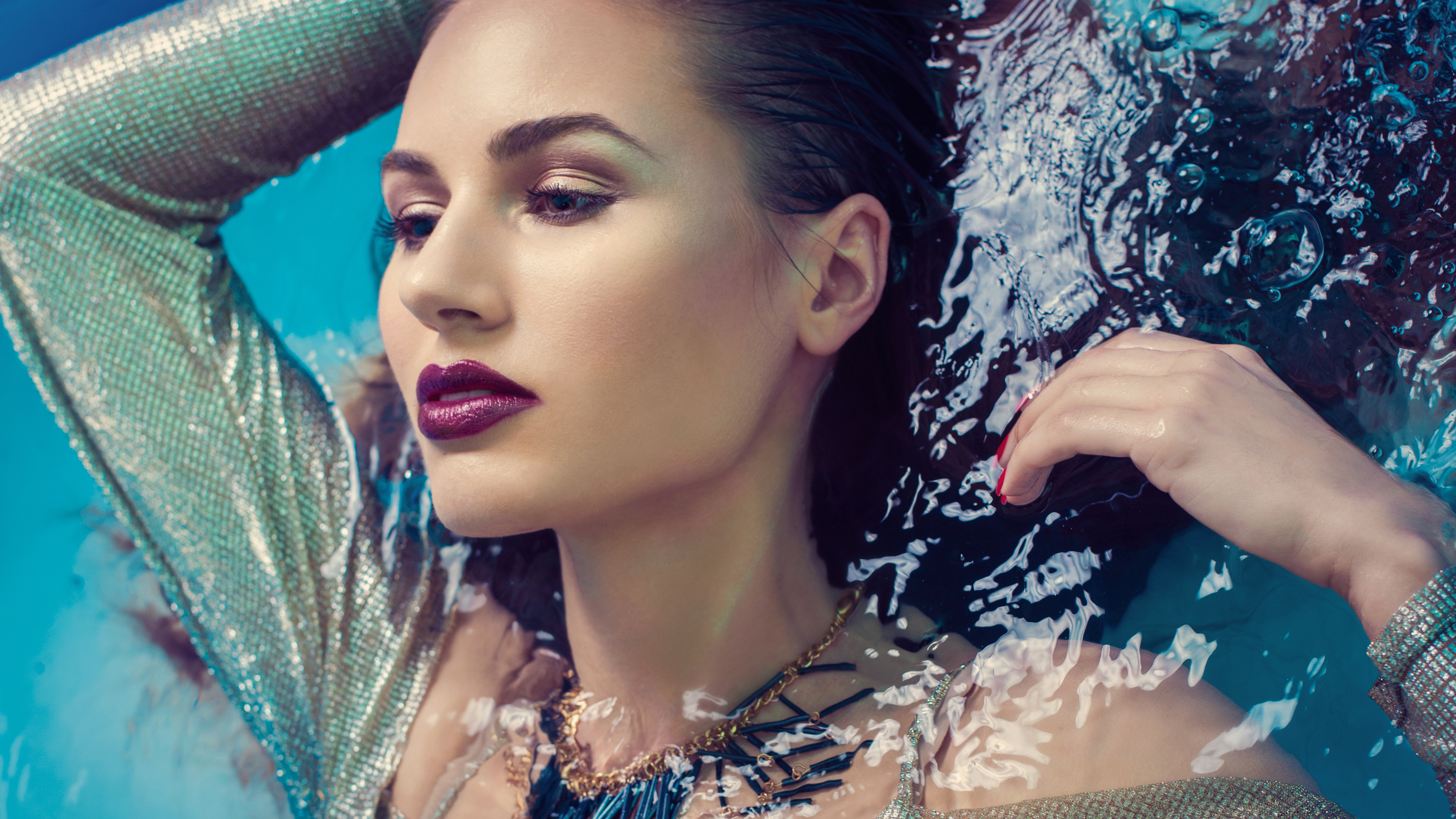 售楼小姐狗眼看人低,狗眼看人低打脸电视剧