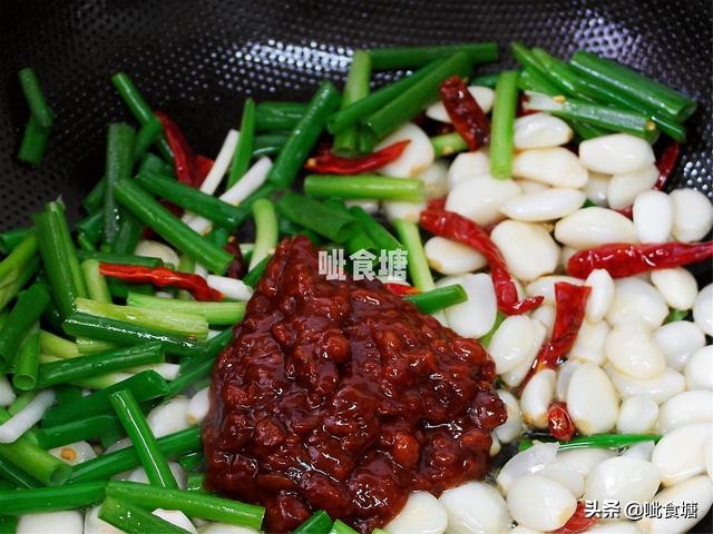 怎样烧鳝鱼鲜嫩好吃,烧鳝鱼最正宗做法