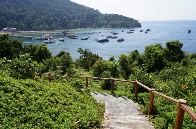 热浪岛浪中岛停泊岛哪个好,热浪岛停泊岛浪中岛