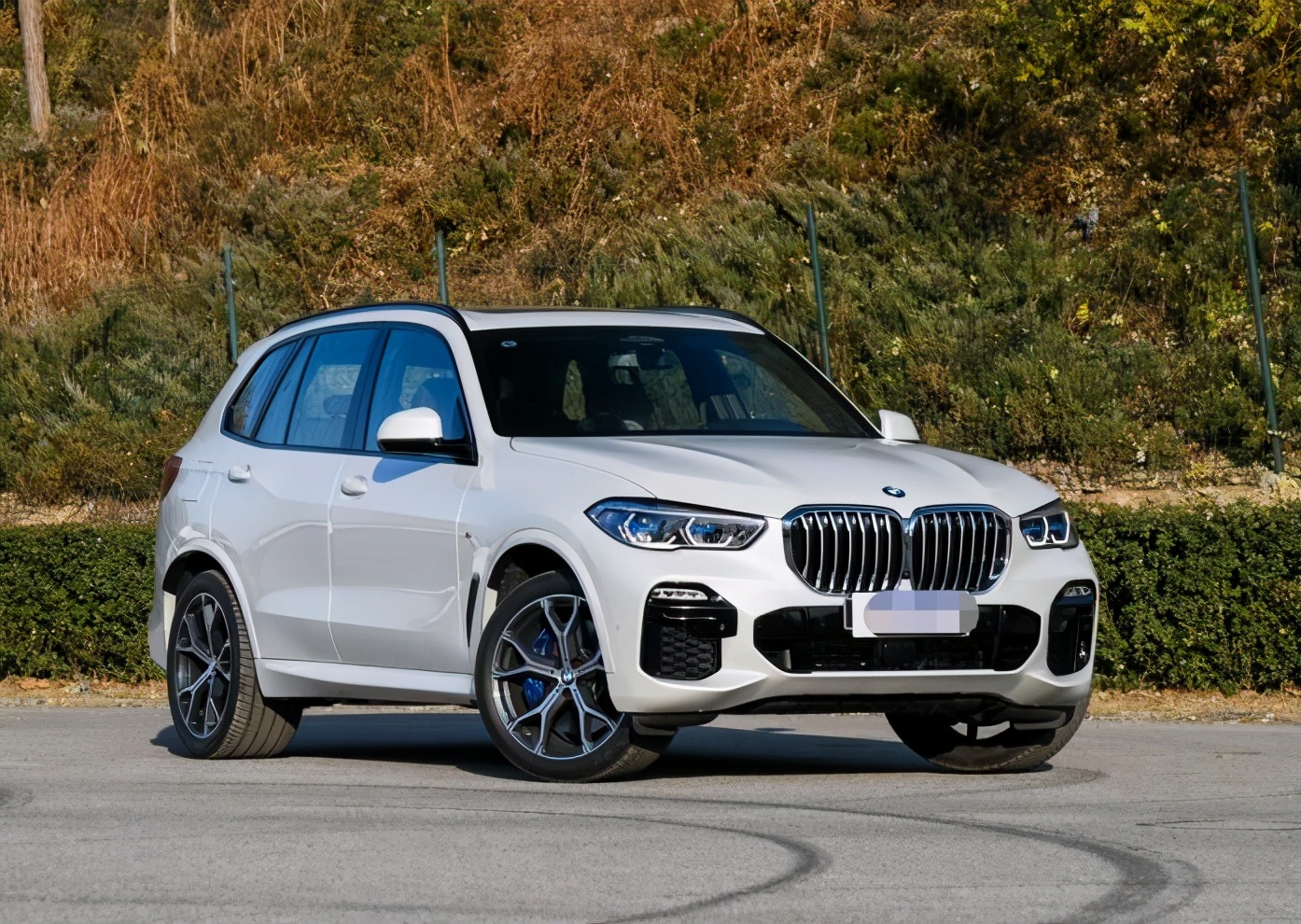 60万买了一辆大众途锐,68万提了宝马