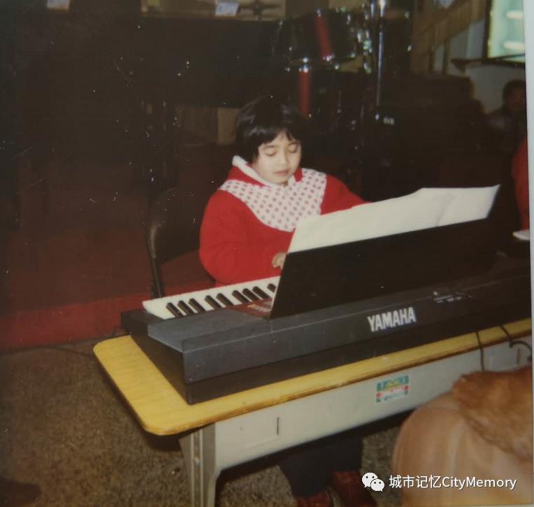 地质学校和地质小学,地质中学留学生