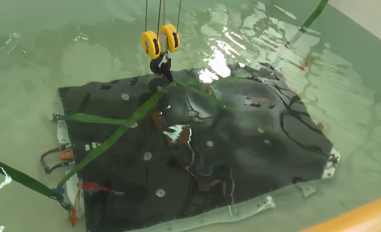 鏋佹蔼杞︿富婢勬竻,鏋佹蔼姹借溅鍥炲簲鍏呯數闂