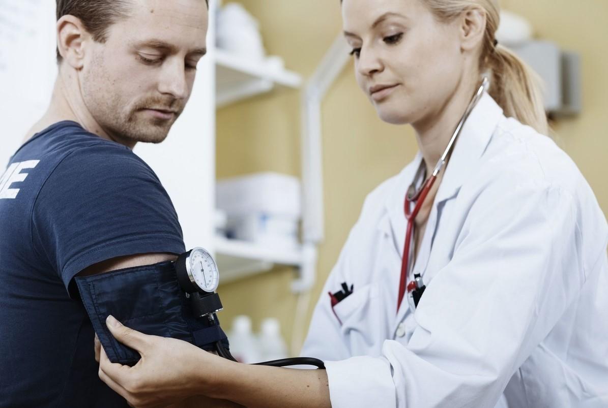 高压130低压100怎样快速降下来,高压130低压100正常吗但没症状