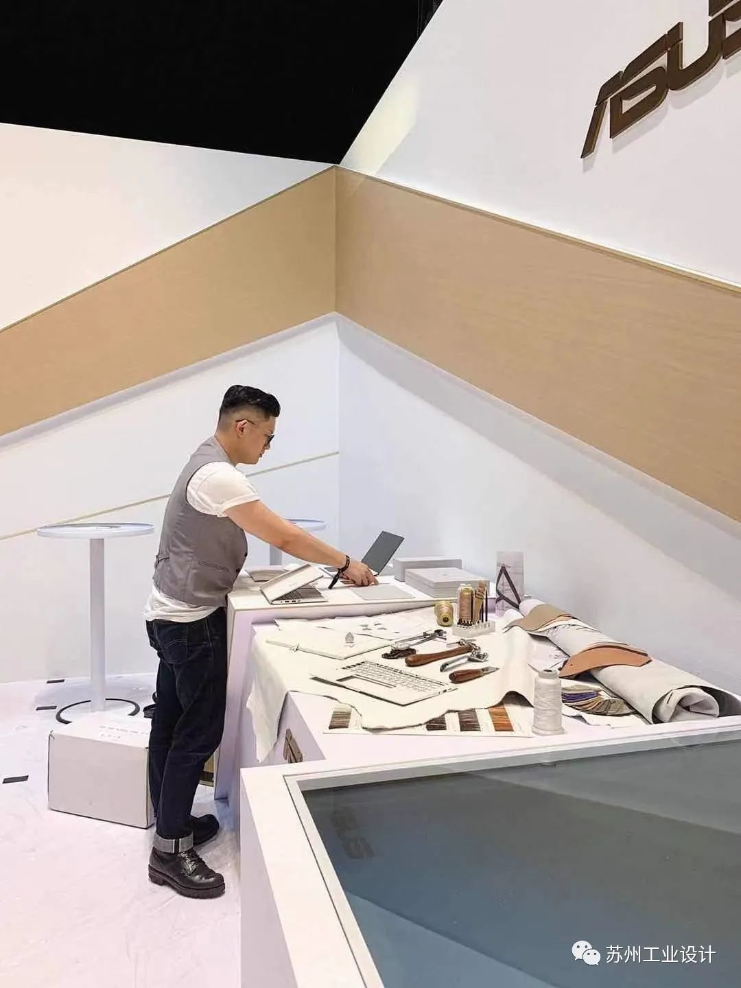 鍗庣i绯诲垪,鍗庣鐢佃剳涓绘澘涓撹