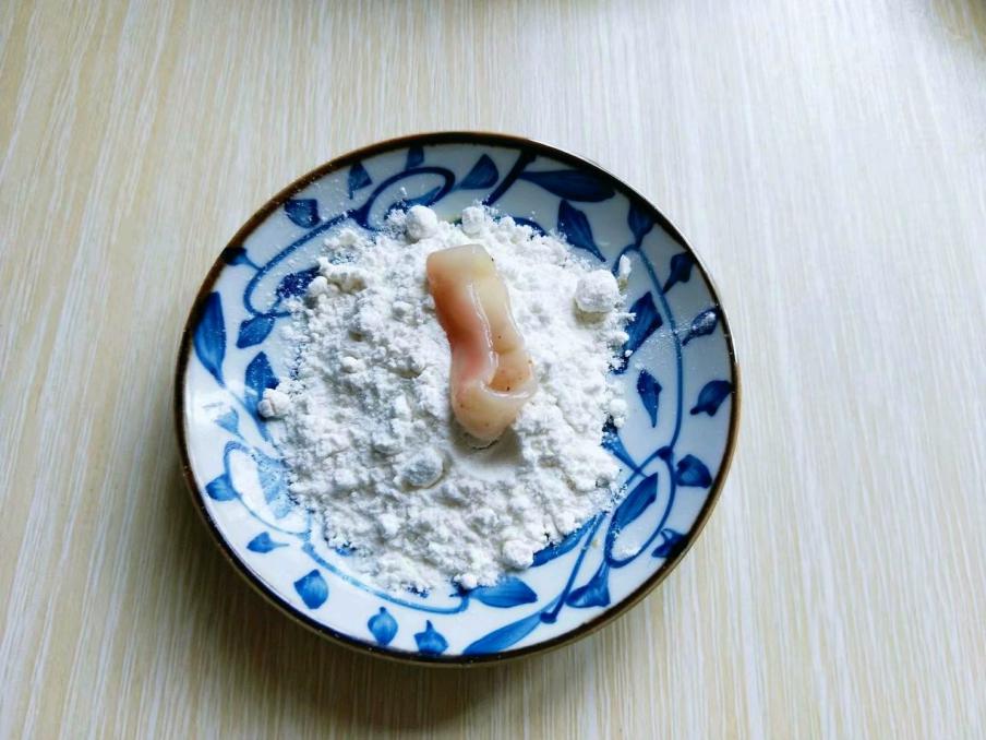 鱿鱼圈炸酥脆的方法,鱿鱼圈怎么炸家常做法