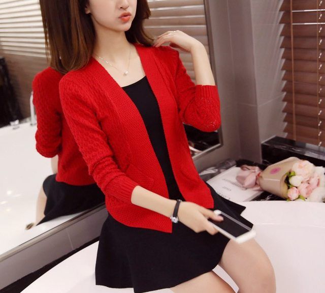 黑色雪纺衫搭配牛仔5分裤,泡泡袖雪纺衫搭配什么裤子好看