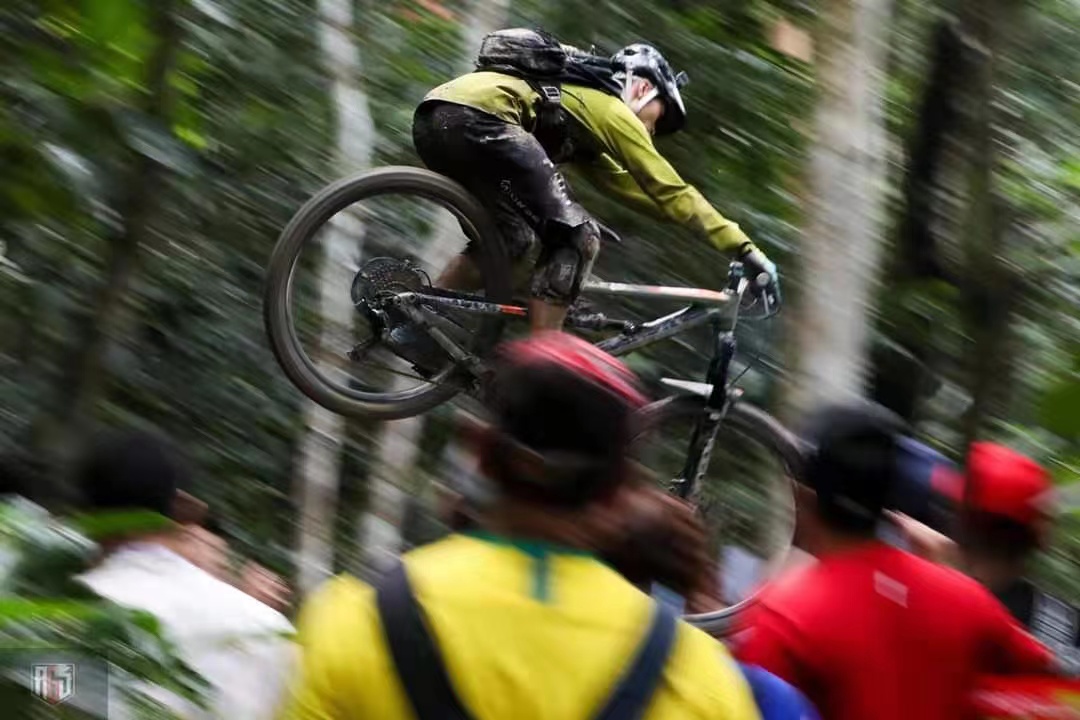 肖聪丁再刚重庆速降,肖聪速降冠军录像