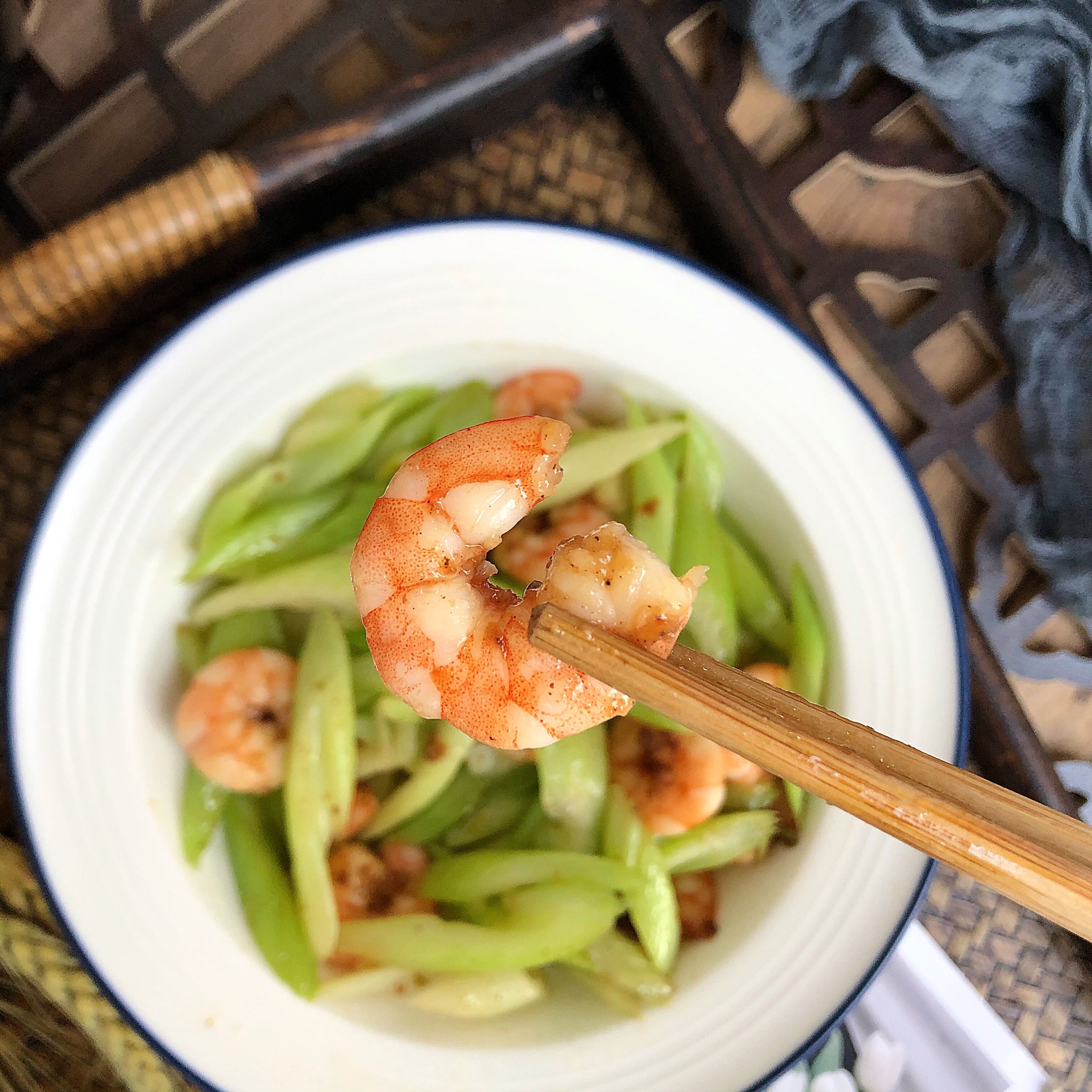 活虾仁怎么去虾壳不用冰箱,剥虾仁小妙招视频观看