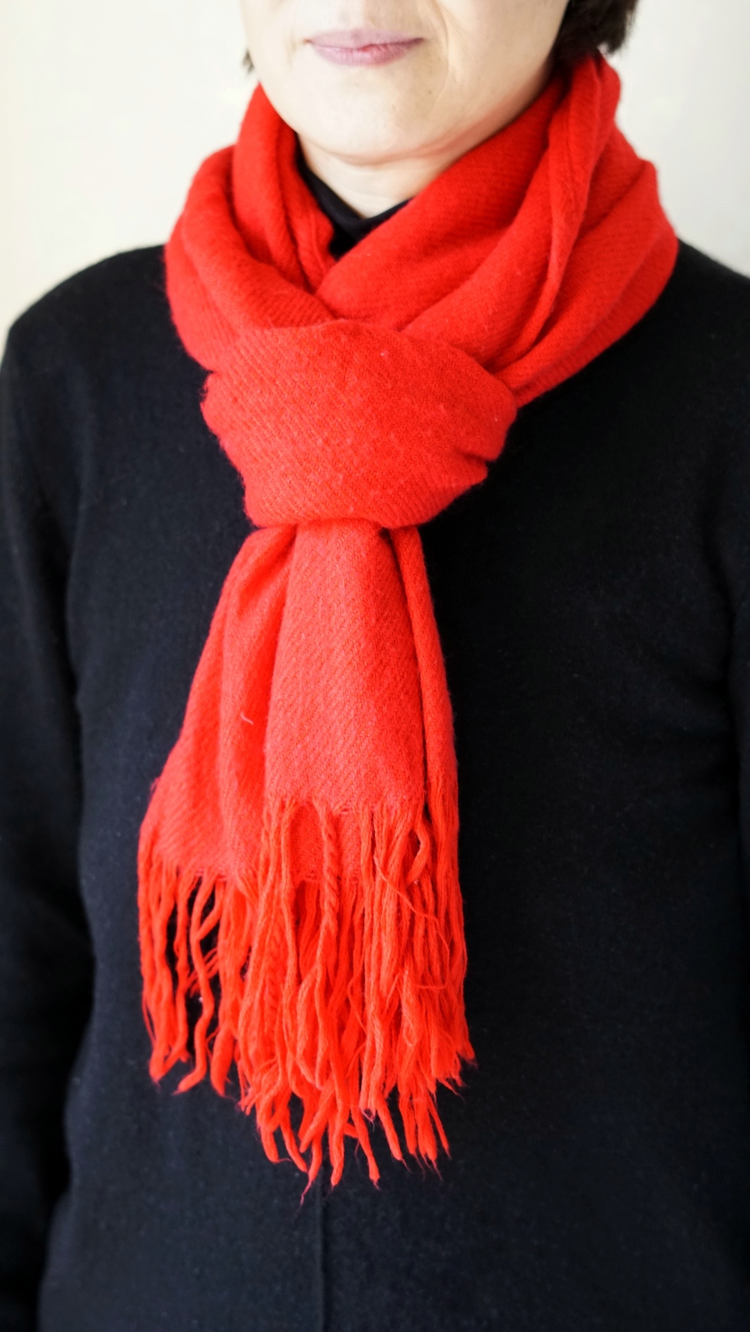 教你围巾系法显瘦搭配,韩式围巾的各种围法慢动作