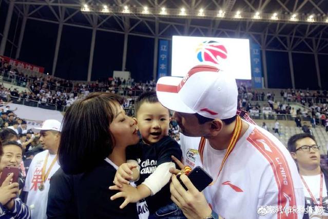 钟诚吉林队主教练,男篮钟诚个人简介