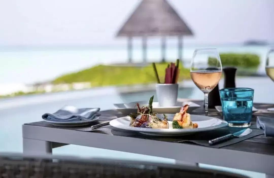 马尔代夫选岛就像选包,马尔代夫选岛丽笙岛