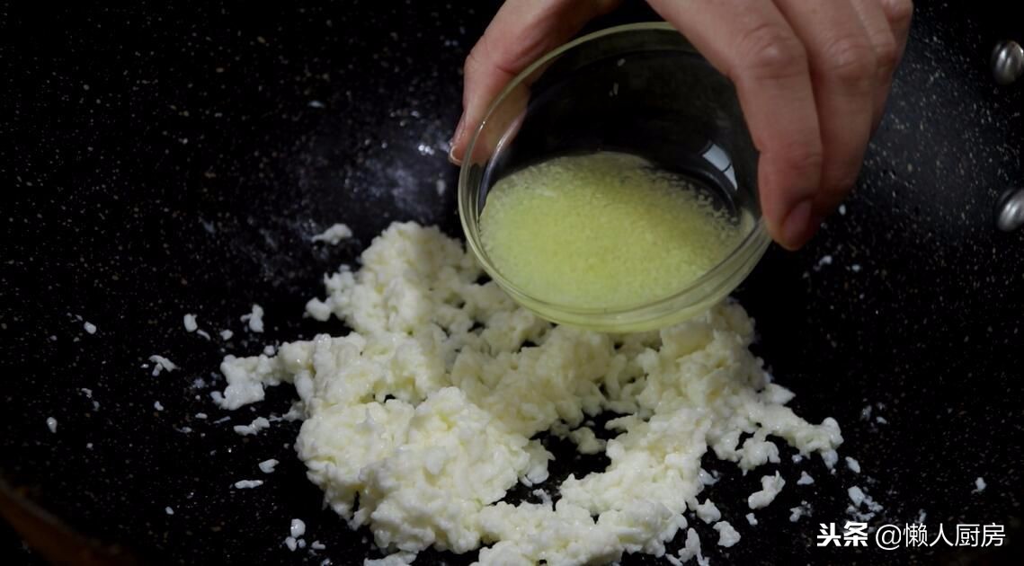 3个鸡蛋怎么做不用面粉的菜,3个鸡蛋可以做什么慢教程