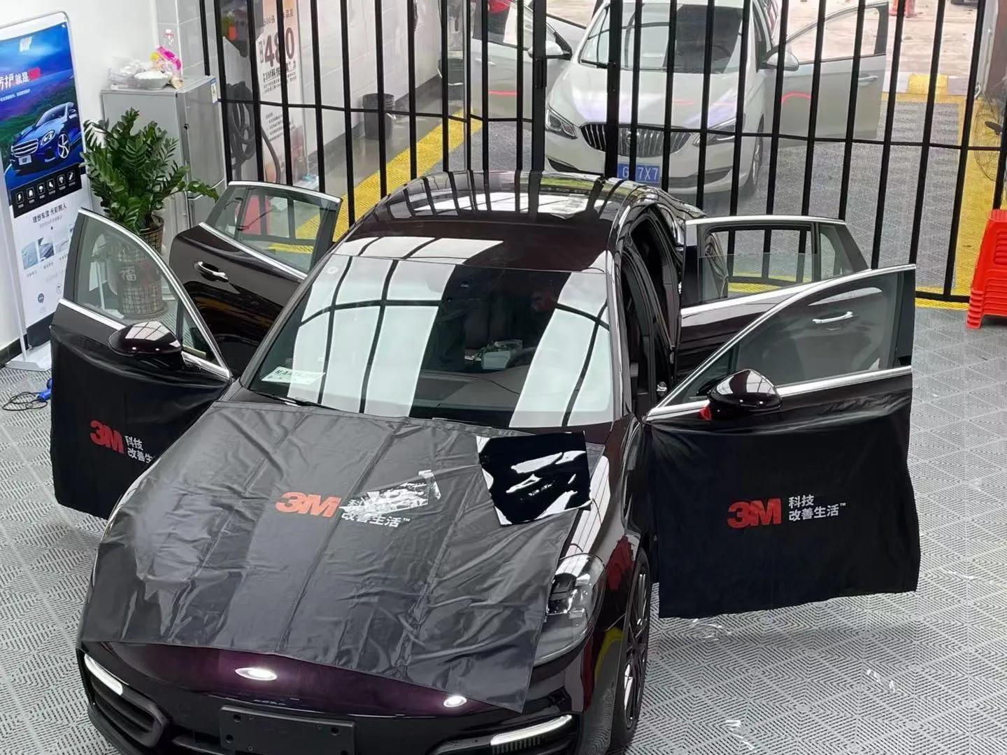 买新车什么时候贴膜好,新买的车不贴膜行吗