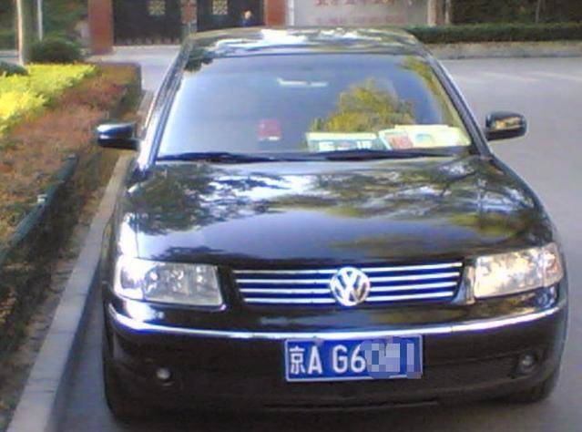 在北京看到这三块车牌，劝你识相点，开宾利的都不敢惹