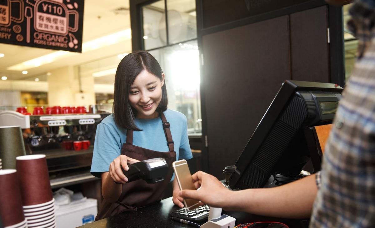 针对大学生的小餐饮店如何引流,餐饮店免费引流方法