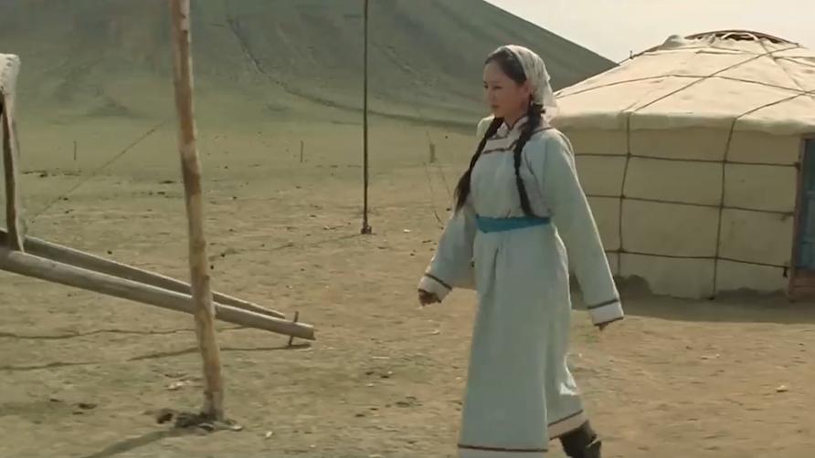 人性与欲望交织的电影，揭开中年女人难以启齿的尴尬，真实又残忍