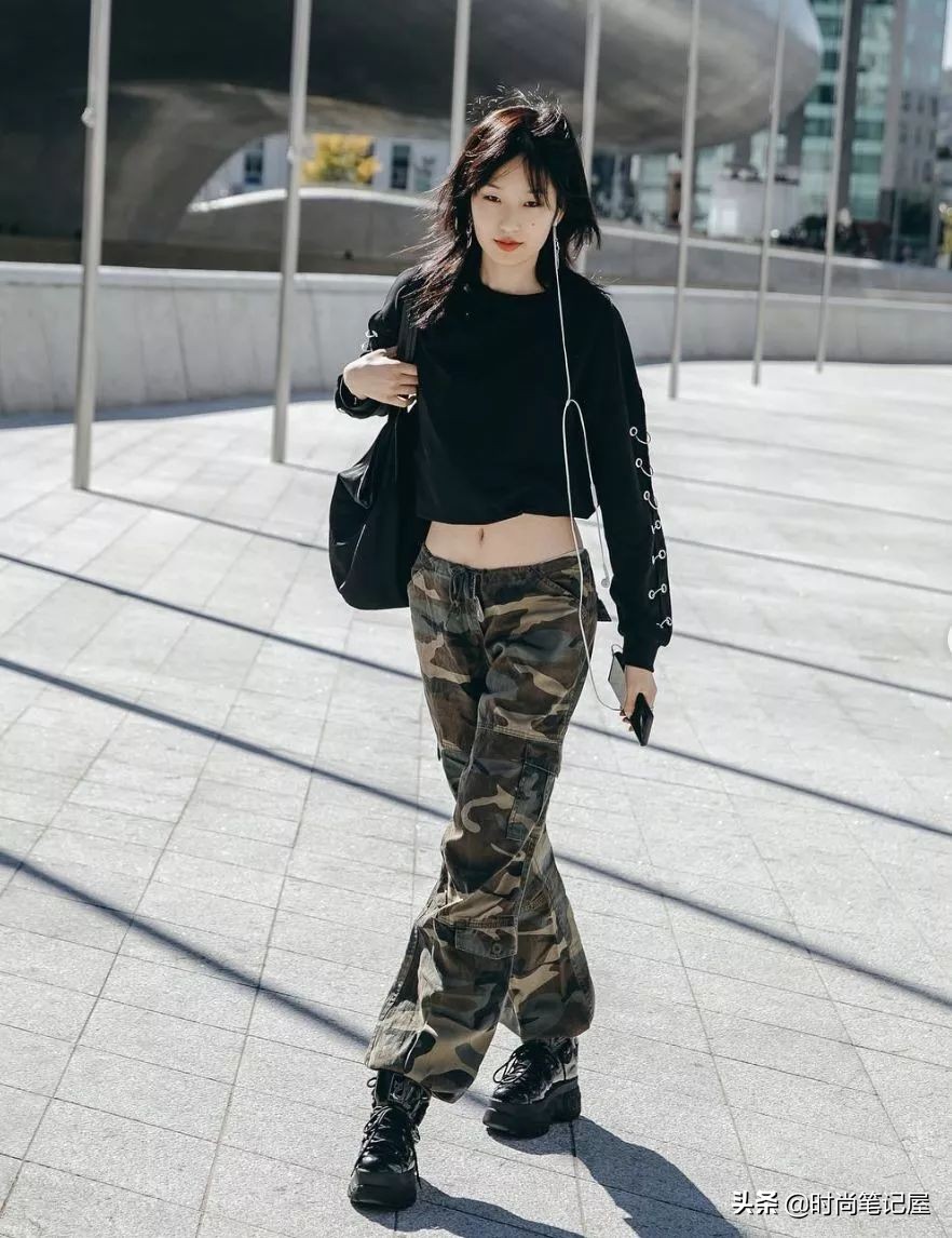 裙子秋冬款搭长筒靴,裙子秋冬款配长筒靴