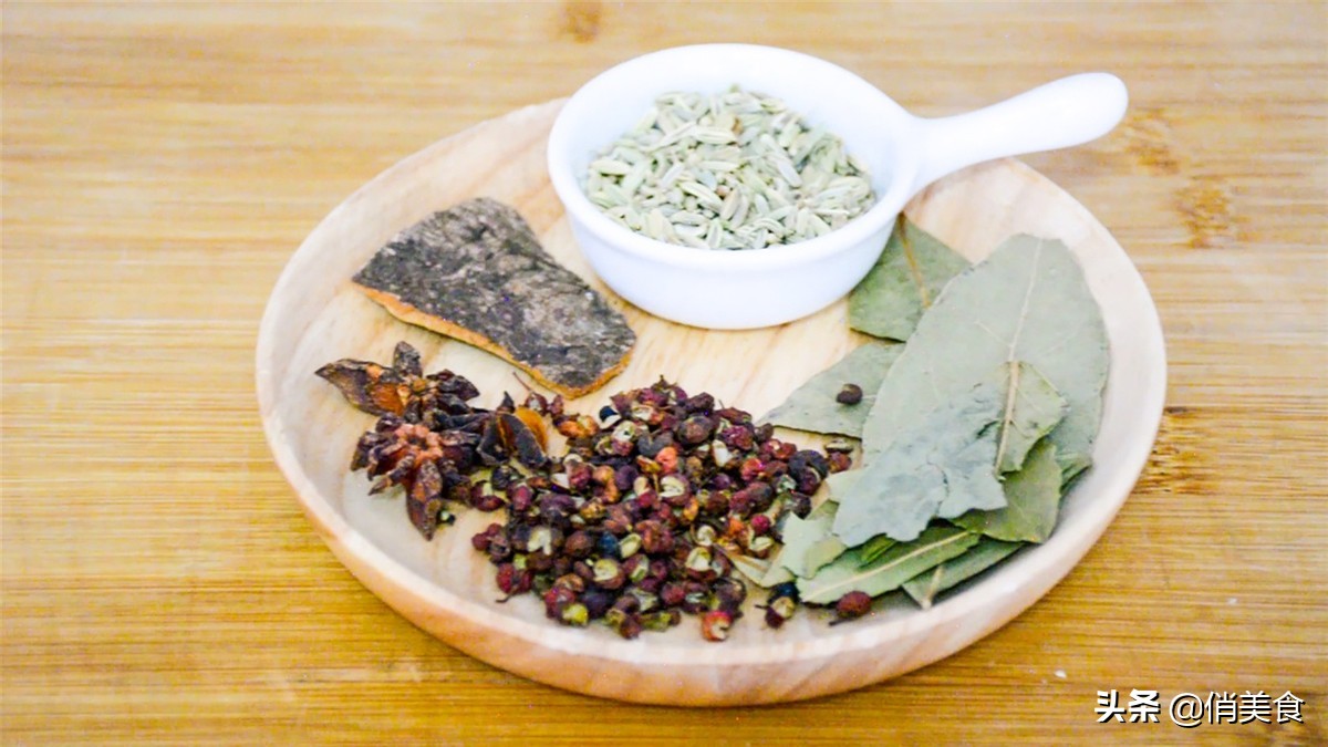 水煎包如何做底部酥脆,水煎包底部怎么做金黄酥脆