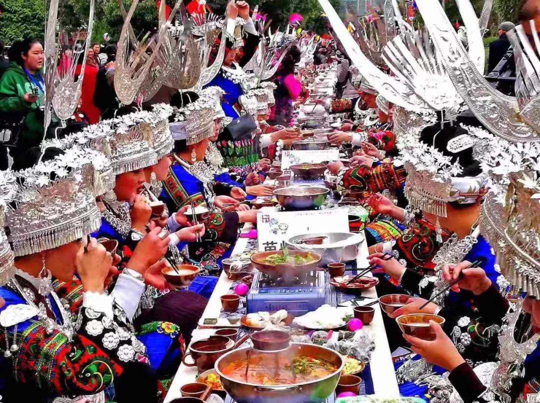 品尝苗家酸汤,西江苗寨酸汤推荐