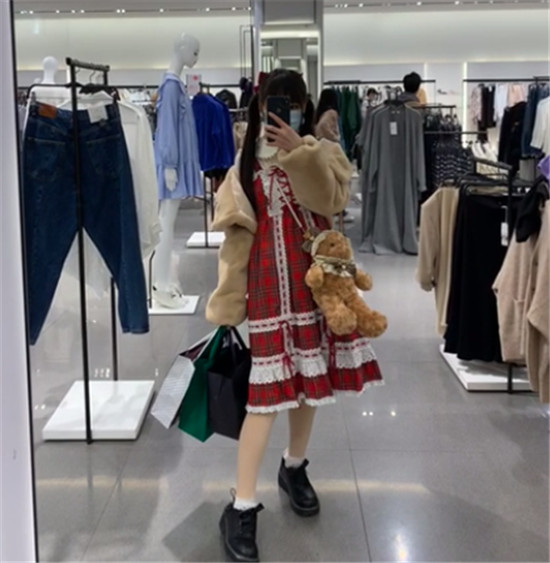 火线妹素颜自拍,火线妹素颜街拍