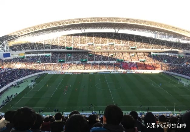 举办98届的日本高中联赛决赛尽5.6万人观战,中国足球的青训在哪