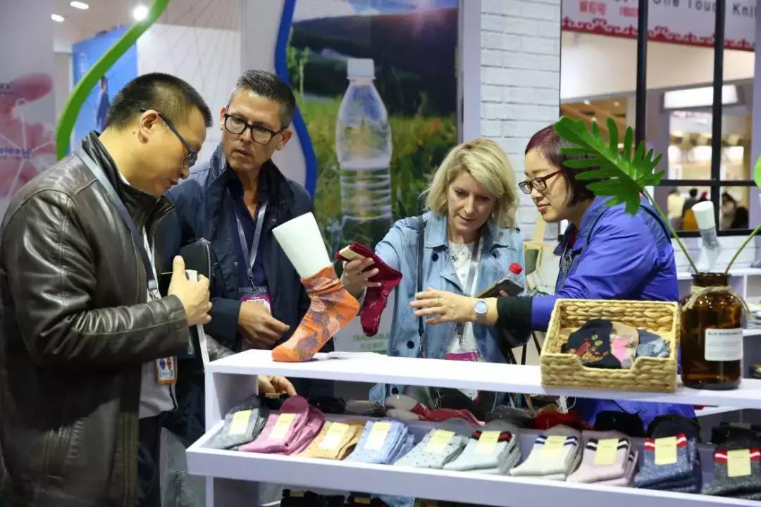 趣味和安全，第十五届上海袜交会守护宝宝们的贴身需求