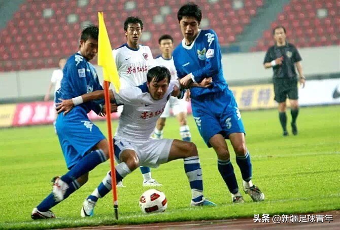 迪力木拉提上海足球,中国足球运动员迪力木拉提