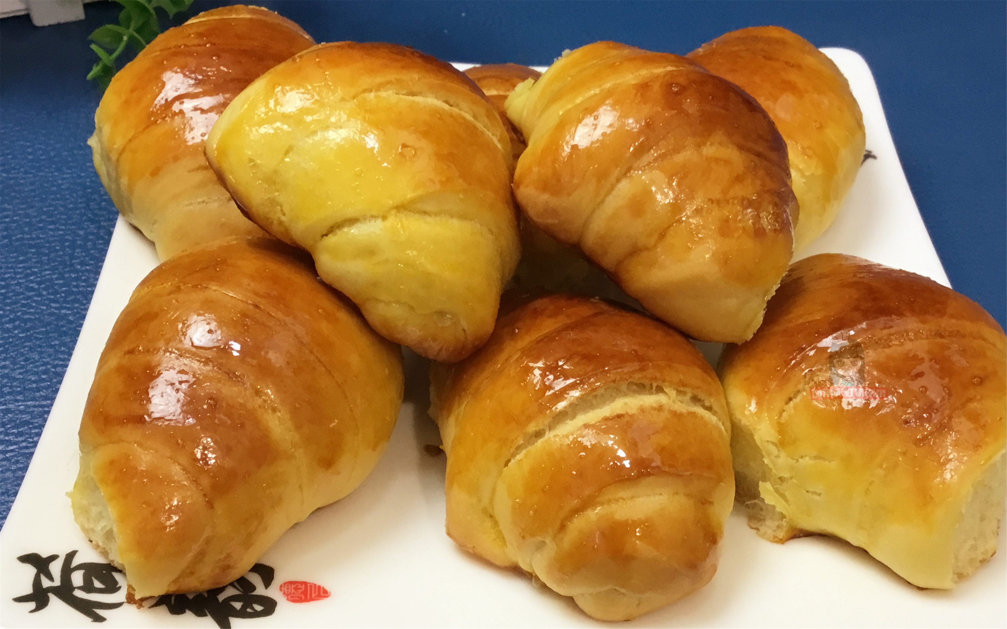 牛角面包奶香,60岁老阿姨做面包