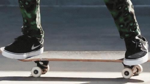 什么滑板鞋最实惠耐用又好看,好看实惠的滑板鞋